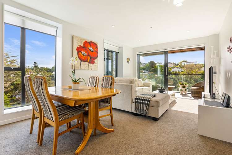 301/4 Bute Road Browns Bay_8