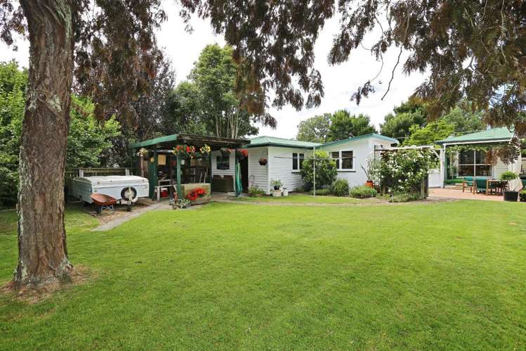 885 Park Road South Longlands_5