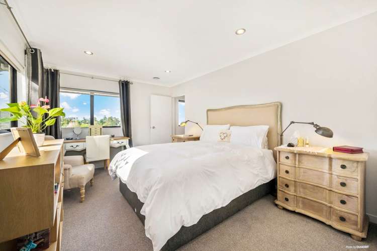 2/18 Limmer Place Browns Bay_8