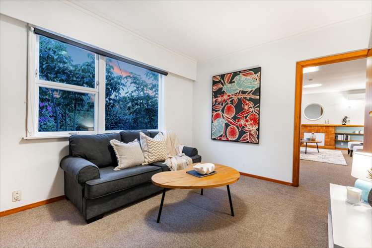 8 Jalna Avenue Khandallah_16