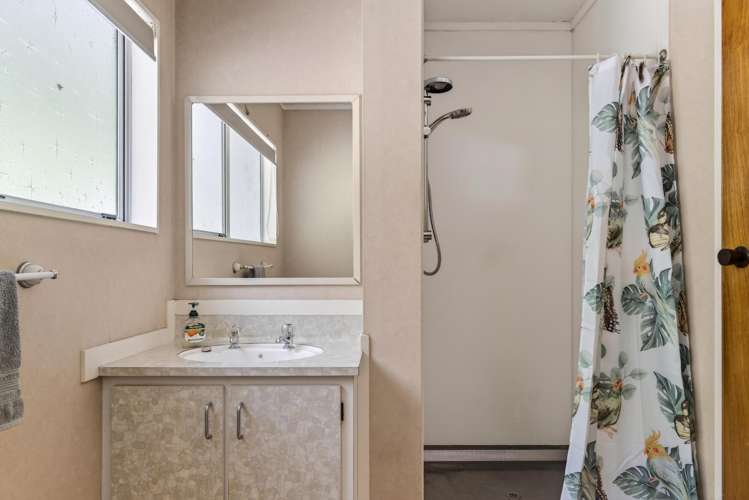 37 Sunvale Crescent Whataupoko_13