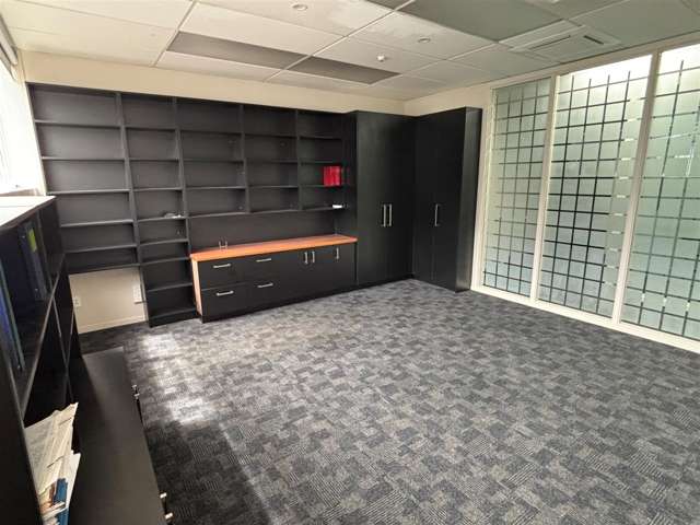 Various at 240/238 Victoria Street Hamilton_4