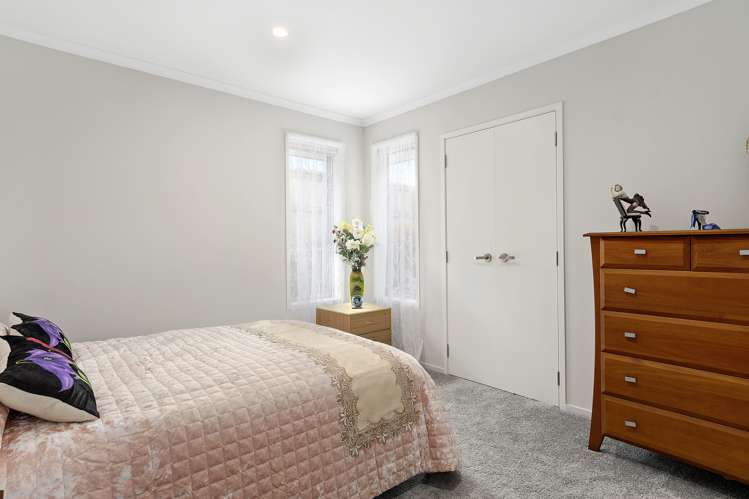 6 Carex Close Pyes Pa_12