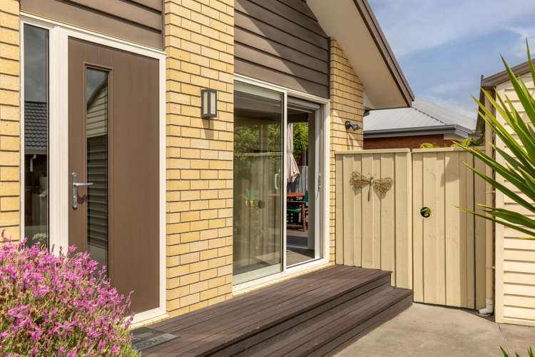 1/27 Kirsten Place Parklands_18