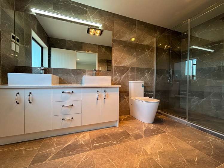 144 Cascades Road Pakuranga Heights_14