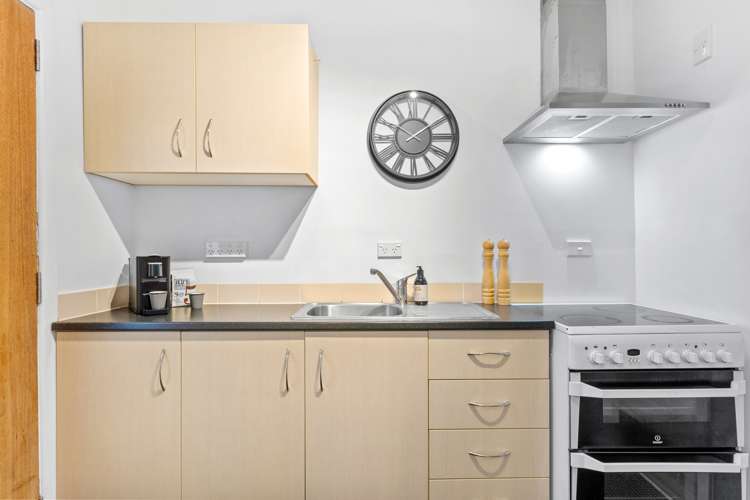 1/5 Shirley Road Grey Lynn_6