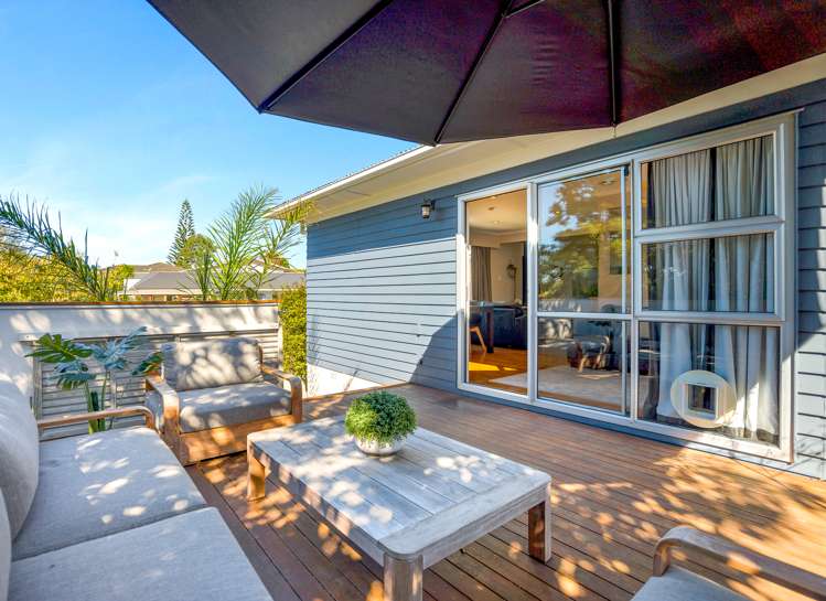 22 Bayside Avenue Te Atatu Peninsula_4