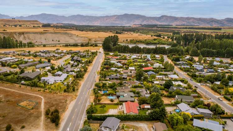 45 Gunn Road Albert Town_8