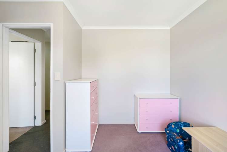 45 Robert Ross Place Clendon Park_13