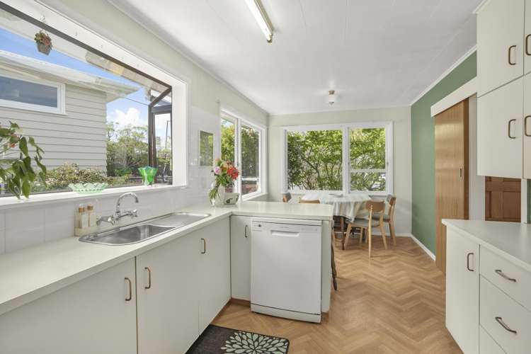 17 Barberry Grove Maungaraki_6