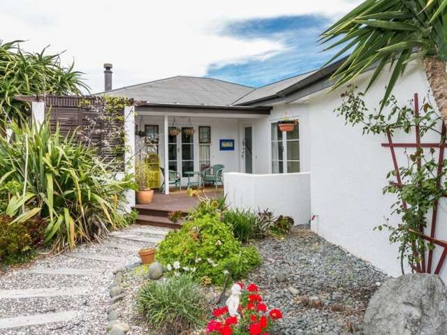 258 Clifton Road Te Awanga_2