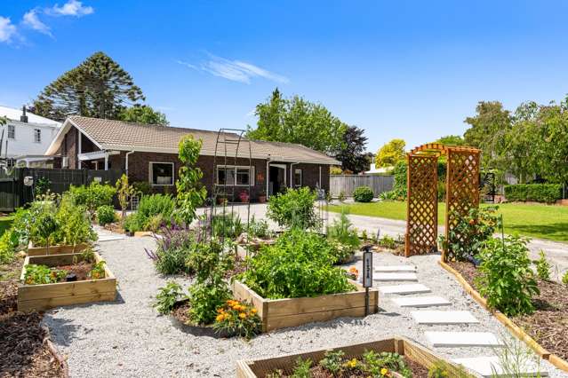 Make money here - Best opportunity in Gisborne!