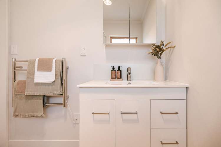 6 Foxtail Fern Kelvin Grove_13