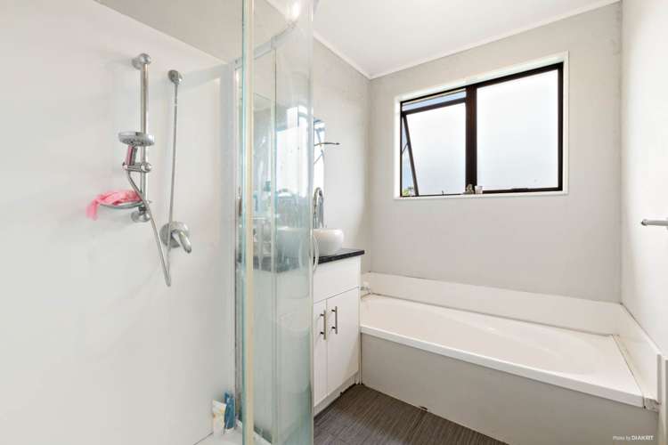 2/5 Martha Lane Manurewa_5