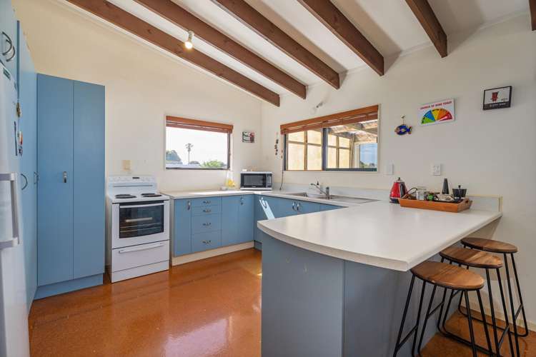 12 Thompson Place Opito Bay_8