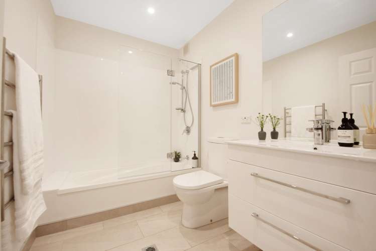 4/148 Evans Bay Parade Roseneath_17