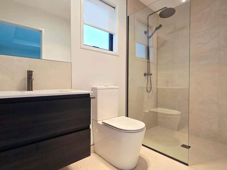  81 Maru Terrace Wharewaka_9