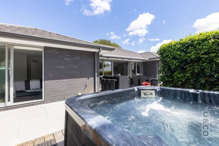 4 School Road Riverhead_29