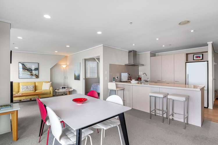 706/72 Devonport Road_12