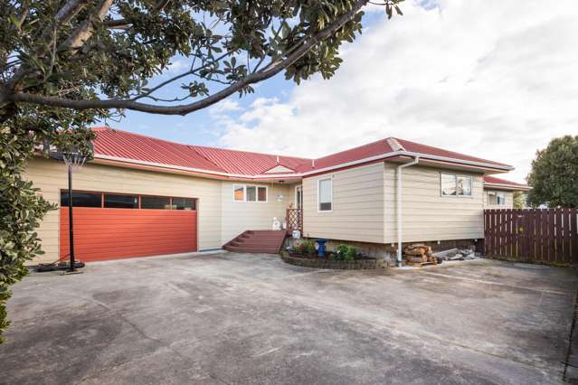 Spacious family home with ideal outdoor spaces!