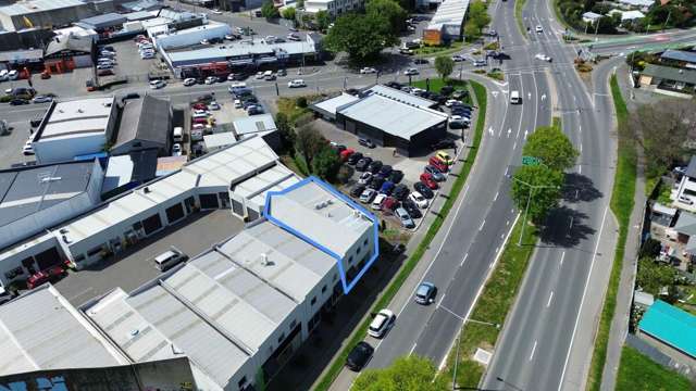 4/473 Brougham Street Waltham_1