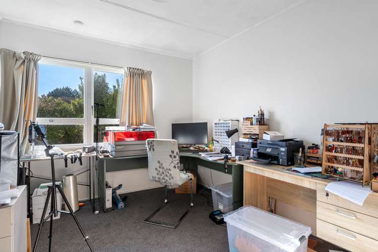 60 Tennyson Crescent Stoke_8