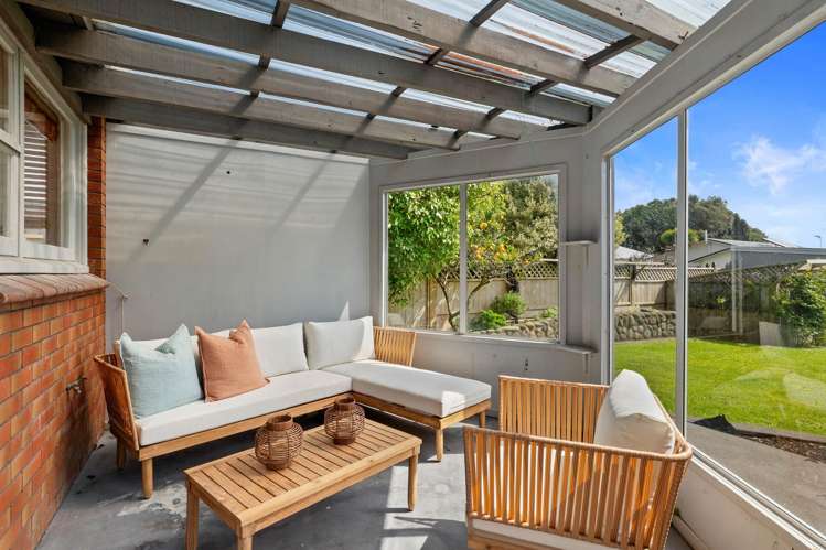 14 Barrett Street Westown_15