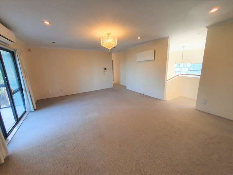 9 Parkvale Grove Te Atatu Peninsula_12