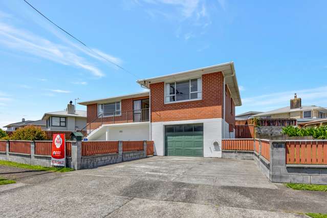 6 Rospeath Crescent Spotswood_1