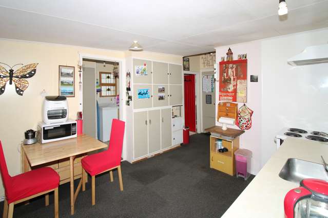 200 High Street South Carterton_4