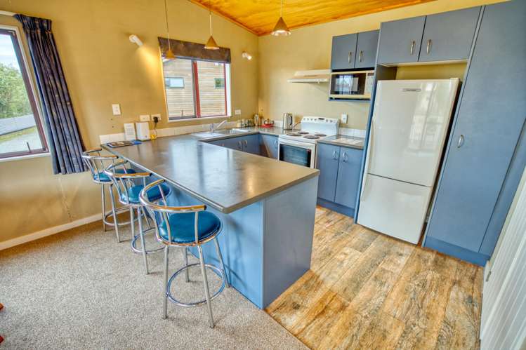 4 Russell Street Okarito_25