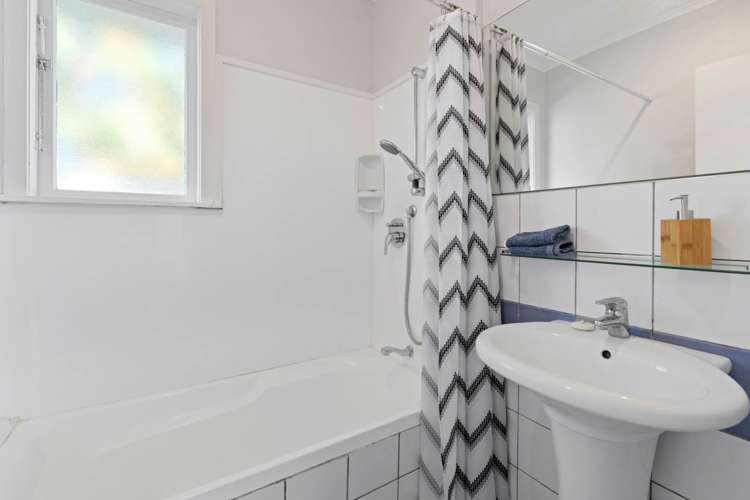 1 Busing Avenue Papakura_13