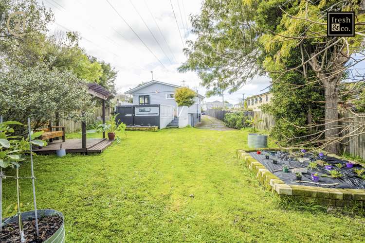 121 Whitney Street Blockhouse Bay_15