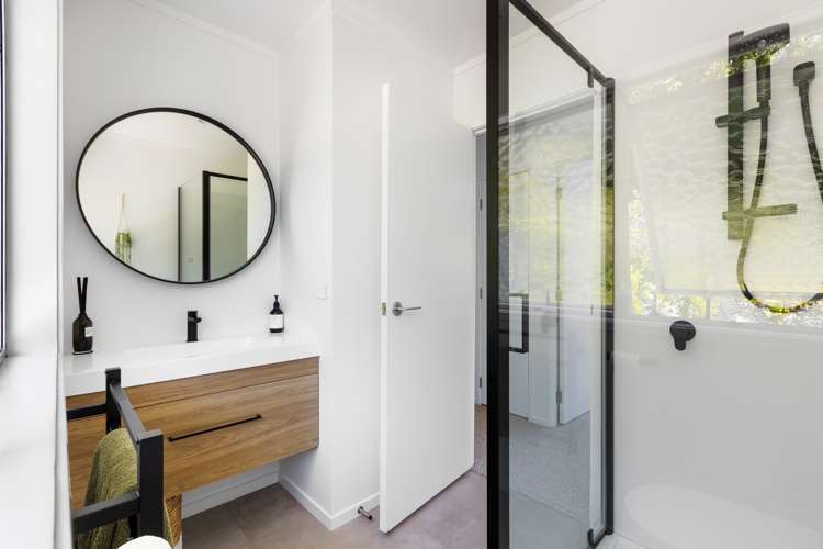 18 William Hadlow Place Hatfields Beach_14