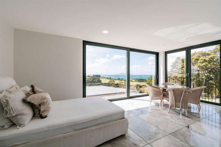 104 Ruru Way (Pvt) Langs Beach_12