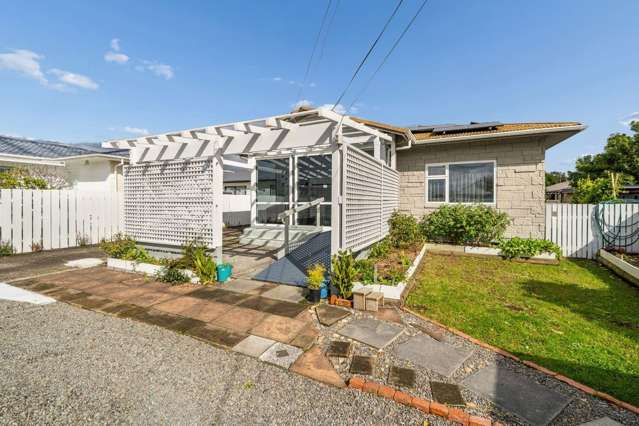 Sunny, Spacious & Ready to Move In