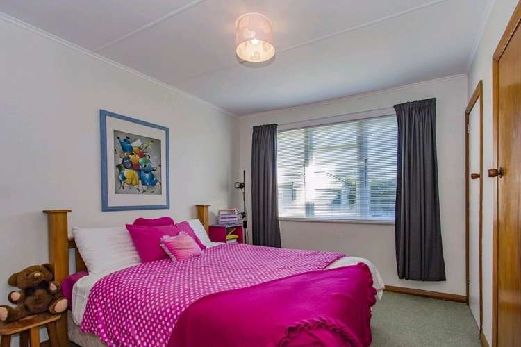 4 Westcott Street Dallington_8