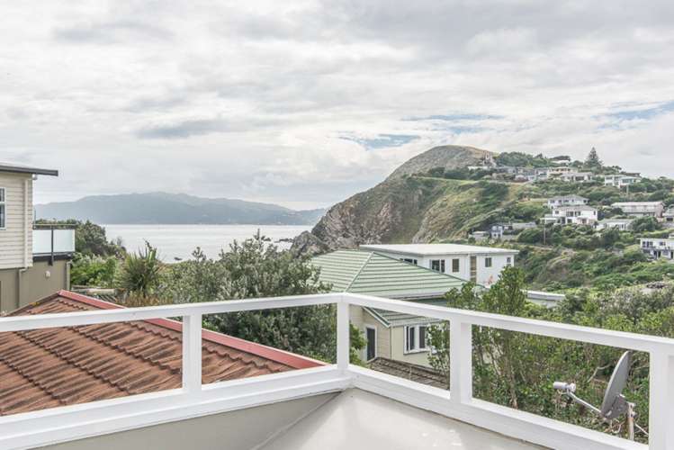 17a Terrace Road Titahi Bay_18
