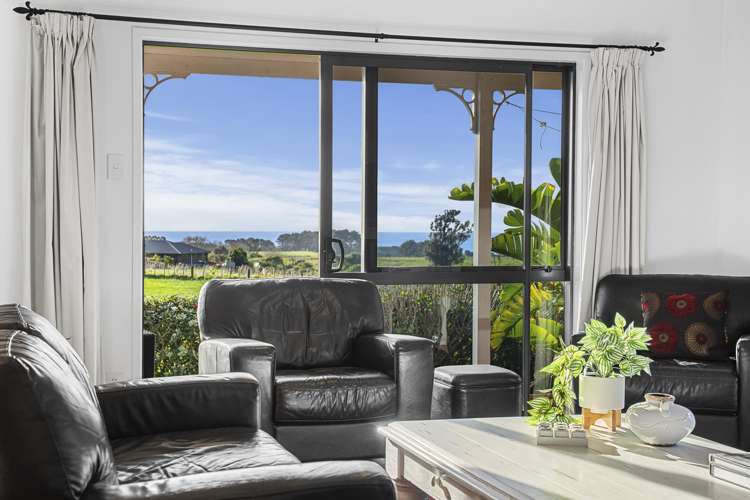 177 Koru Road Omata_11
