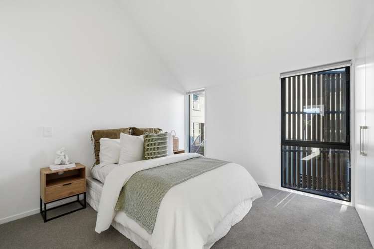 4-8/7 Grove Road Addington_10