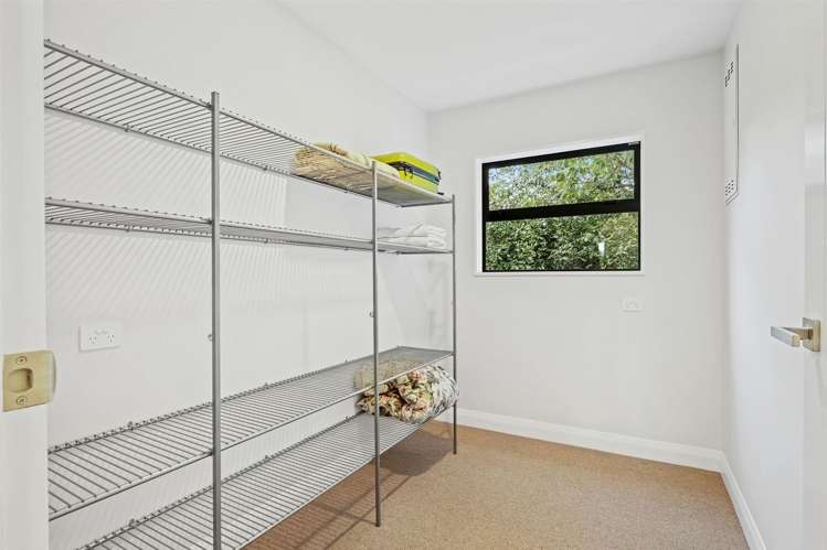 10 Achray Street Waiau_14