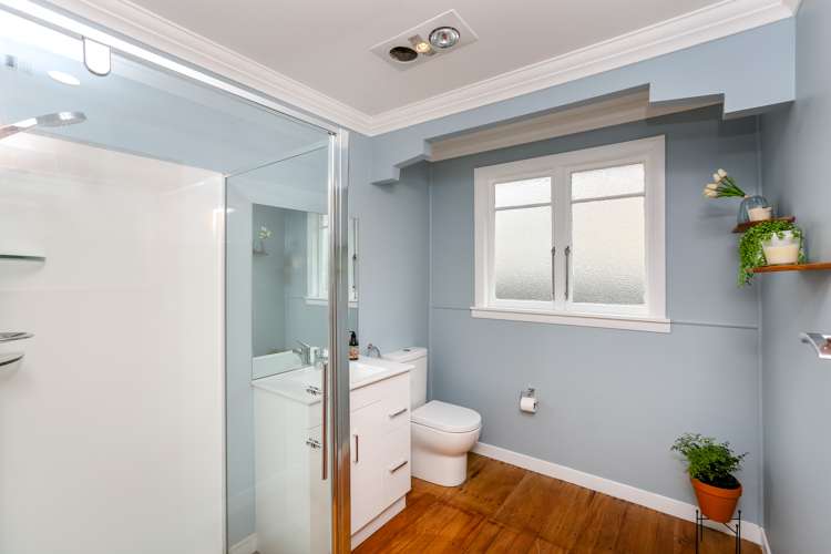 43 Cumming Street Okato_13