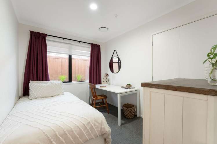 18 Alva Glen Place Pyes Pa_15