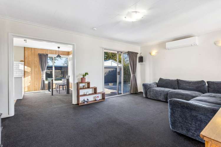 12 Wimborne Crescent Aranui_3