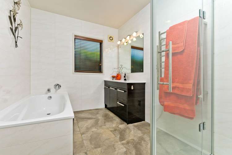 109 Awaroa Road Sunnyvale_18