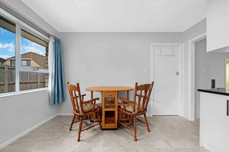 2/73 Macleans Road Bucklands Beach_13