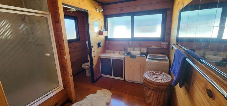 21 Otutehapari Road Waihau Bay_10