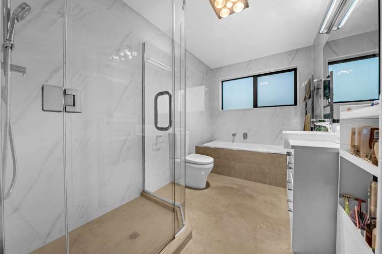 63 Castlederg Drive Flat Bush_19