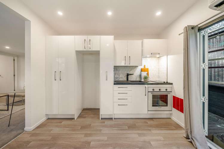 90 Blue Mountains Road Pinehaven_6