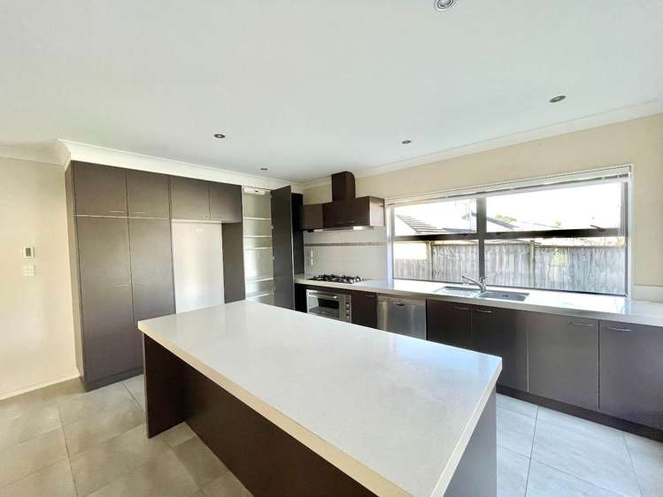 11 Bendemeer Place Flat Bush_7